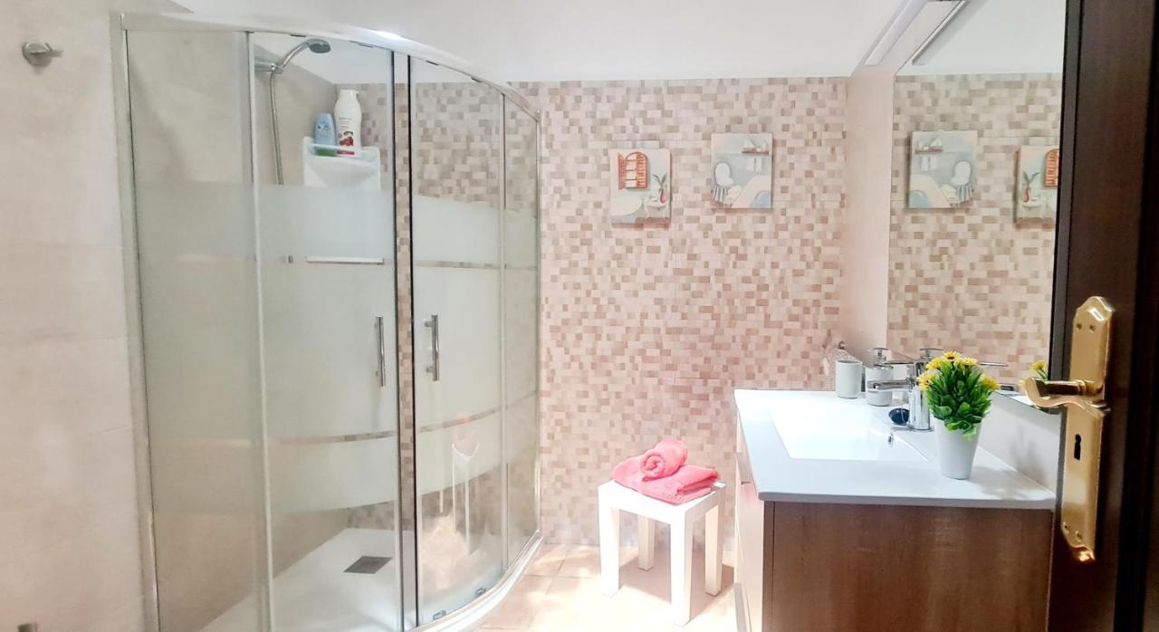 Vivienda Vacacional Los Agapantos Brena Alta Ngoại thất bức ảnh
