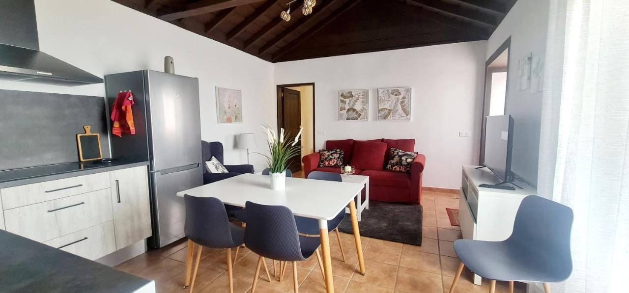 Vivienda Vacacional Los Agapantos Brena Alta Ngoại thất bức ảnh