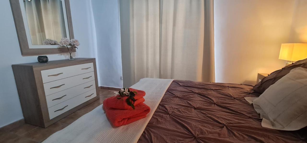 Vivienda Vacacional Los Agapantos Brena Alta Ngoại thất bức ảnh